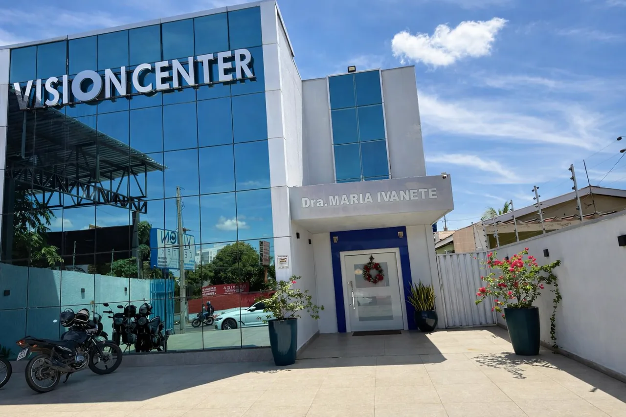 Fachada da clínica Vision Center na Rua Venezuela, bairro Embratel, em Porto Velho, Rondônia